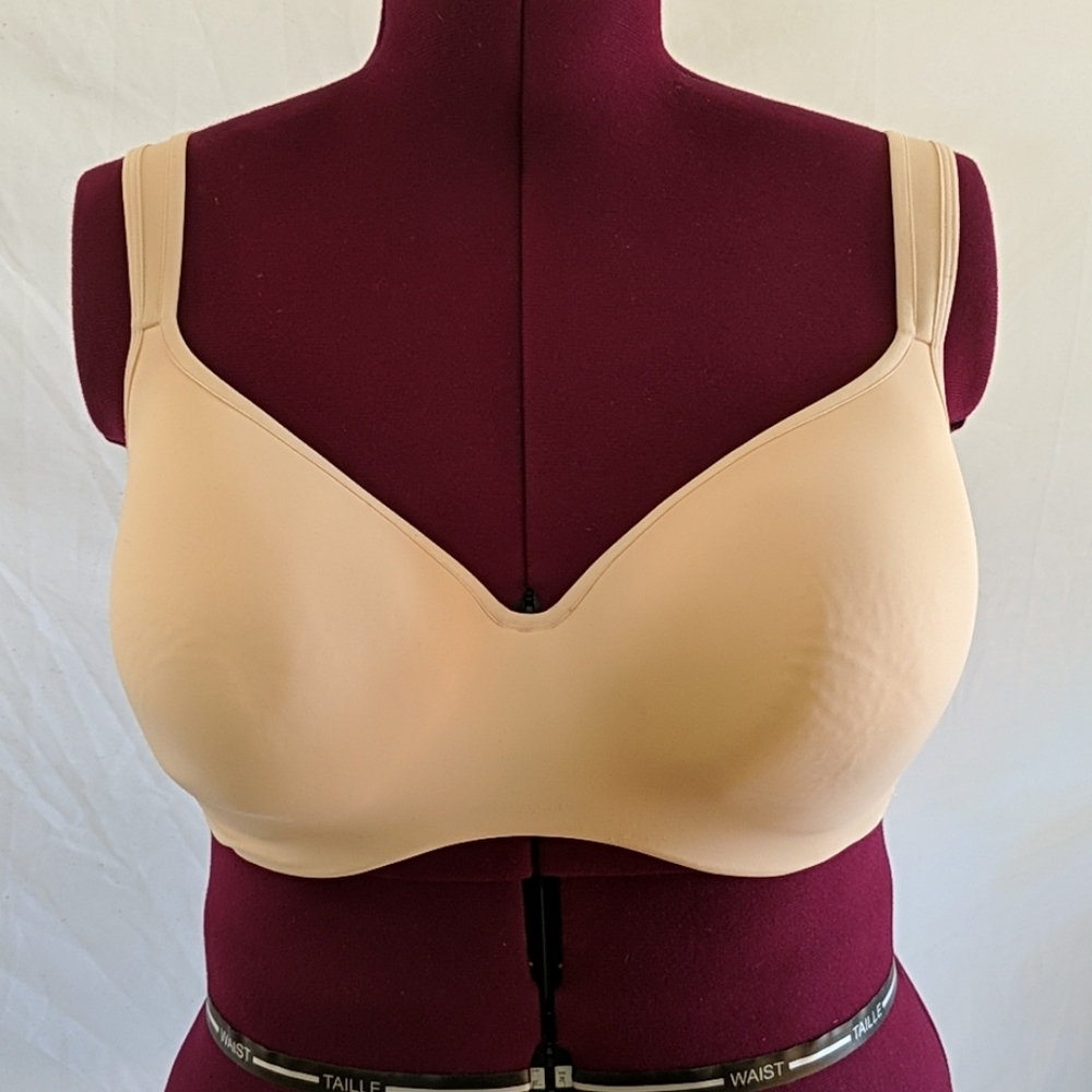 Lane bryant Cacique lightly lined balconette 44DDD